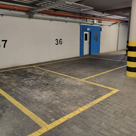 Apartament Em Klimatyzacja&Parking Rzeszów Extérieur photo
