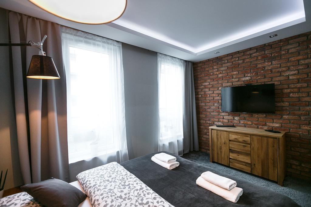 Apartament Em Klimatyzacja&Parking Rzeszów Extérieur photo