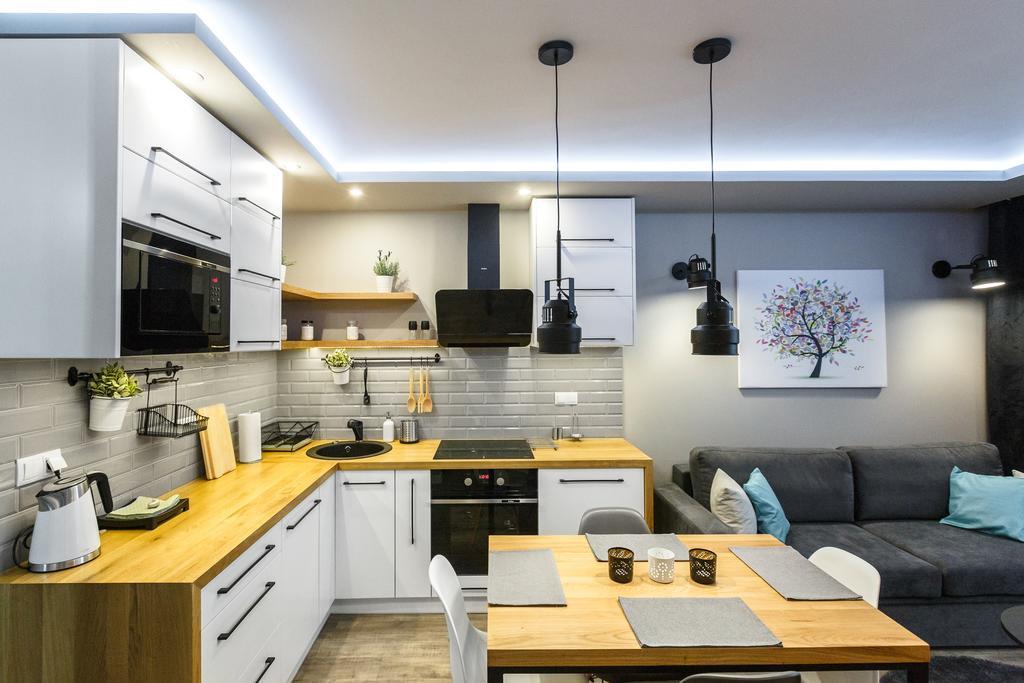 Apartament Em Klimatyzacja&Parking Rzeszów Extérieur photo